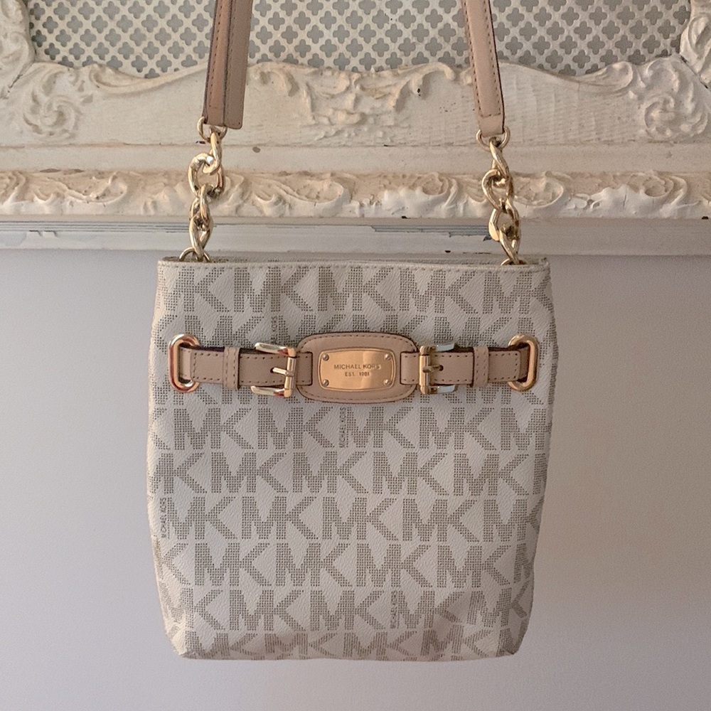Michael Kors crossbody purse